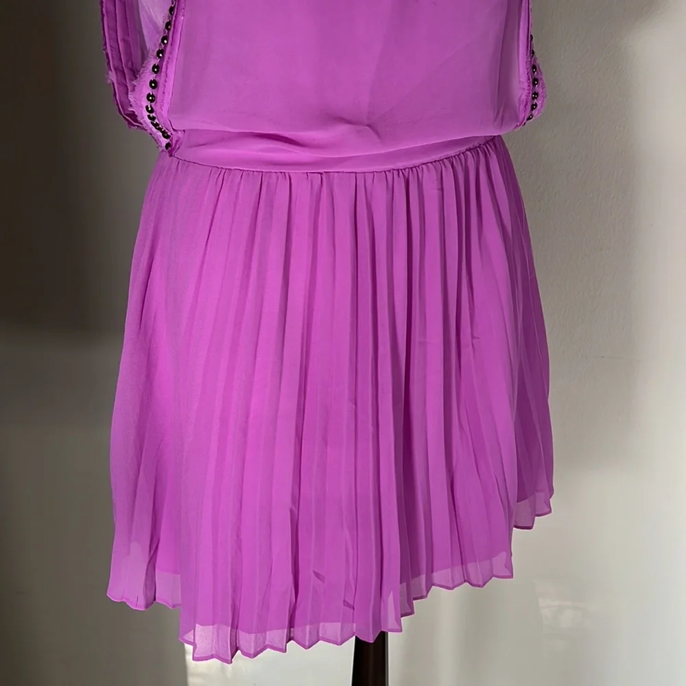 🎉HP🎉 Guess Lavender Blouson Dress Sz 6 - Picture 3 of 6